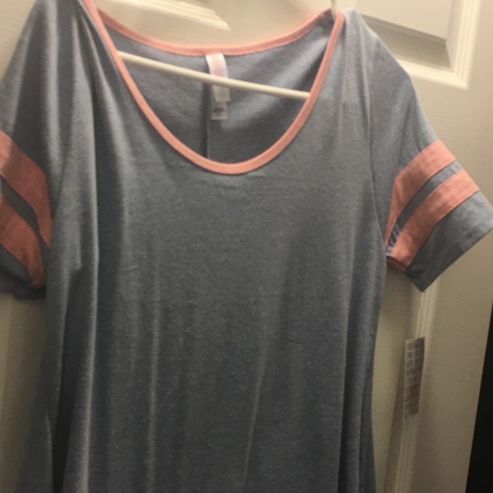 Lularoe Perfect Tee